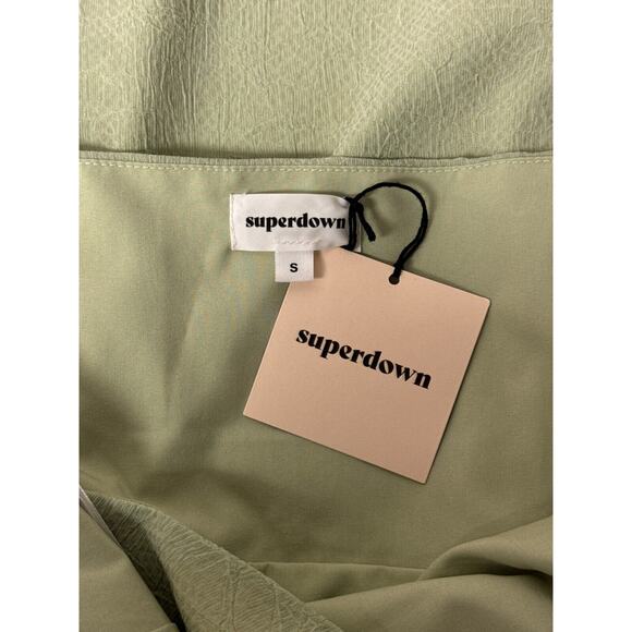 New Superdown Dress Small Womens Revolve Green Chiffon Textured Embossed Mini - Picture 7 of 8